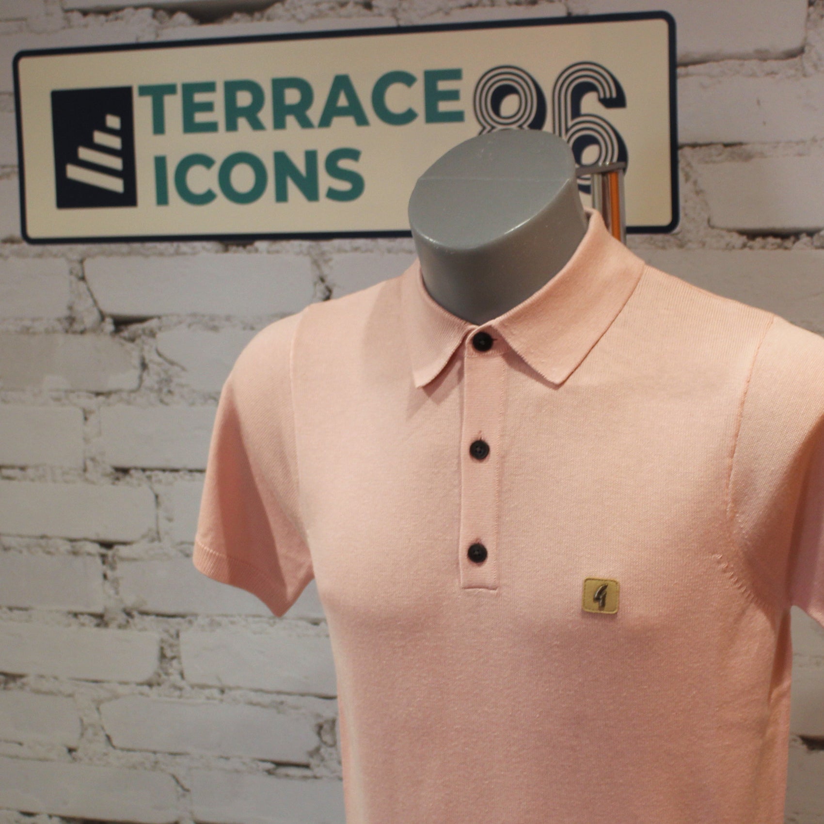 Gabicci Vintage Jackson Short Sleeve Plain Knit Polo - Candy