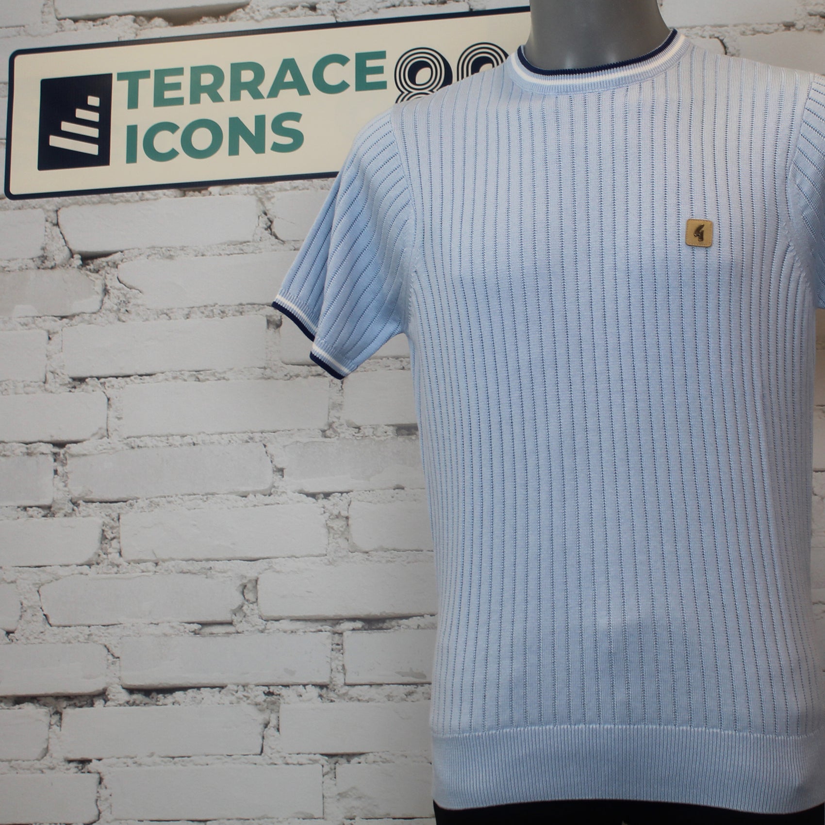 Gabicci Vintage Santino Short Sleeve Knit Crew Neck - Surf