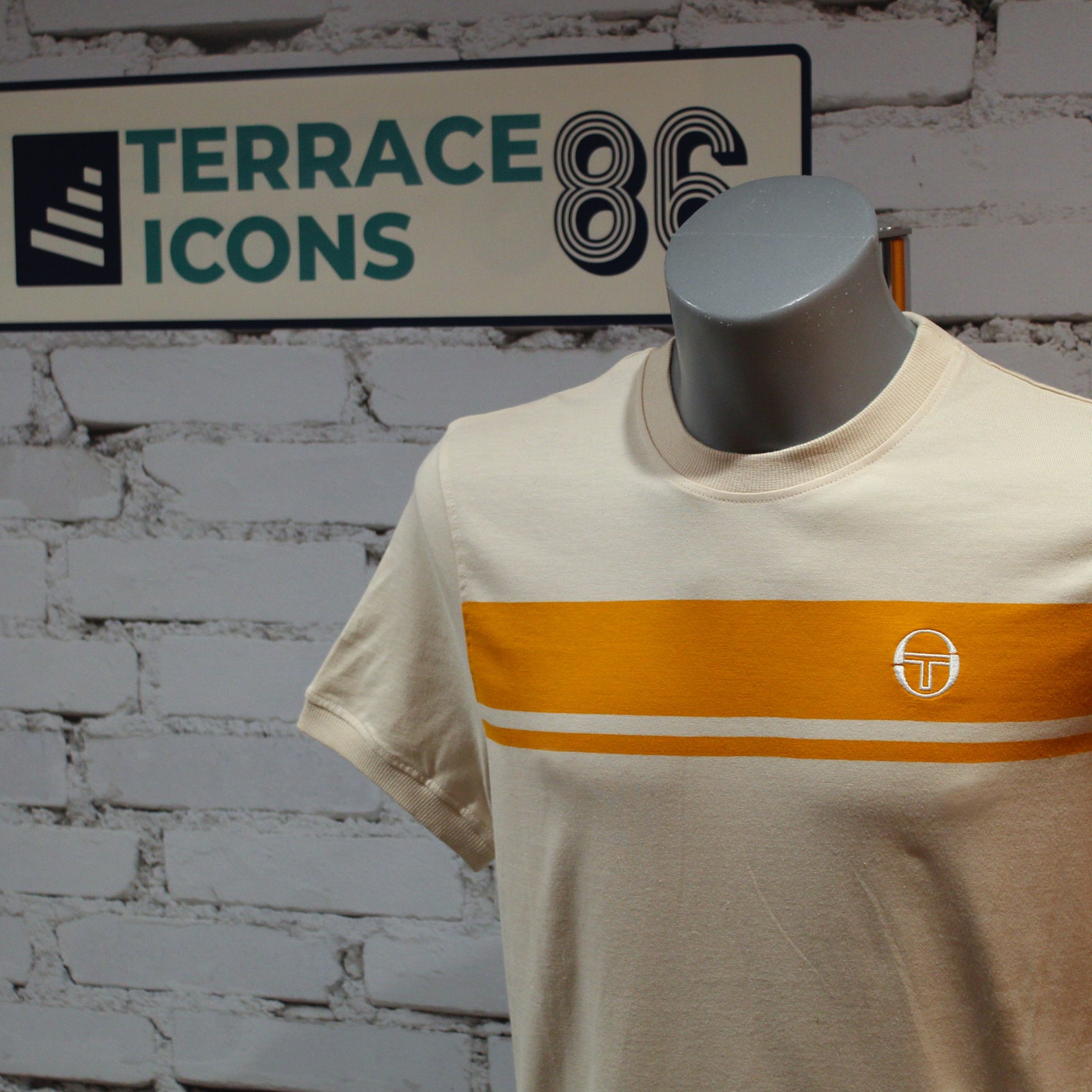 Sergio Tacchini Masters T-Shirt - Sandshell / Orange Pepper