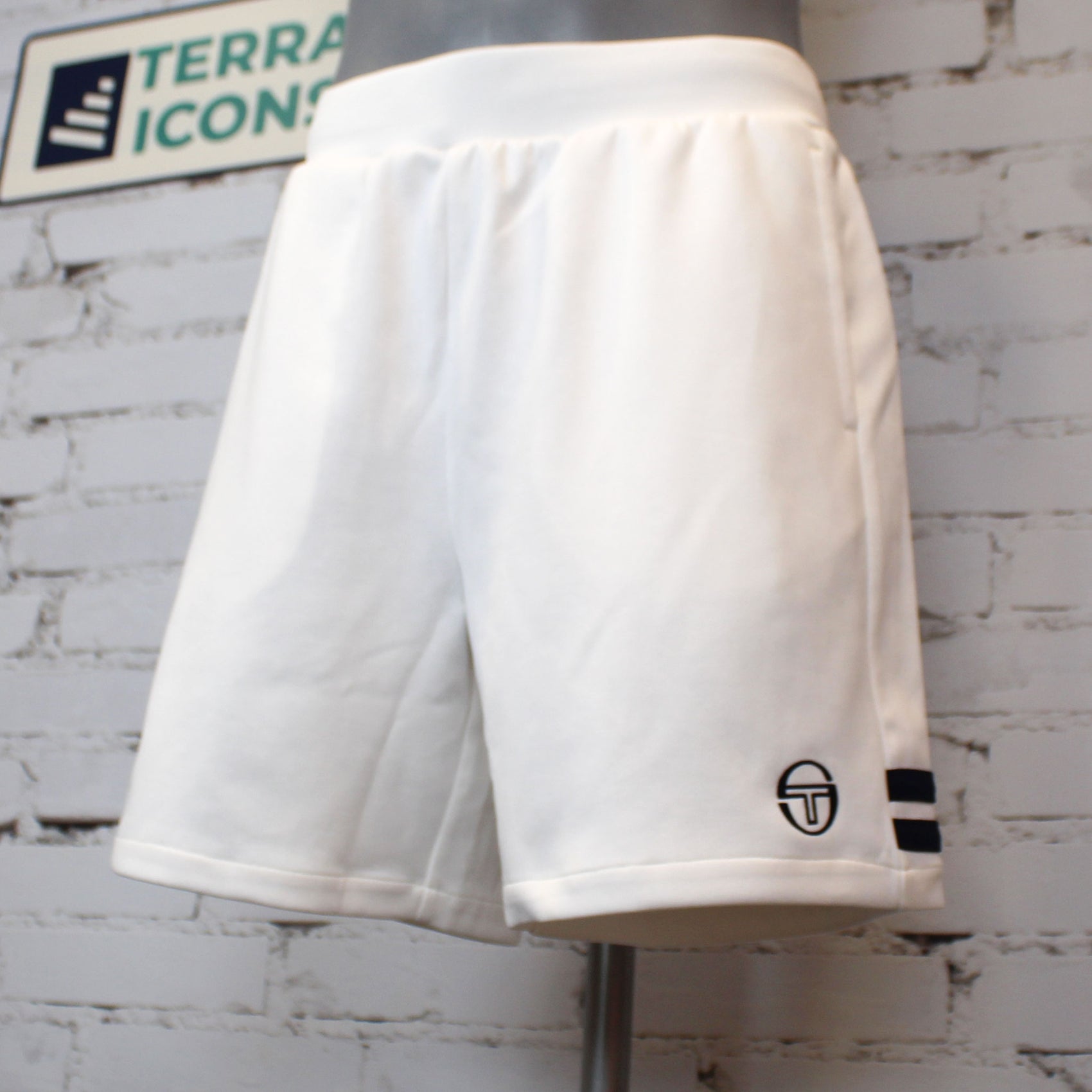 Sergio Tacchini New Orion Shorts - Gardenia / Maritime Blue